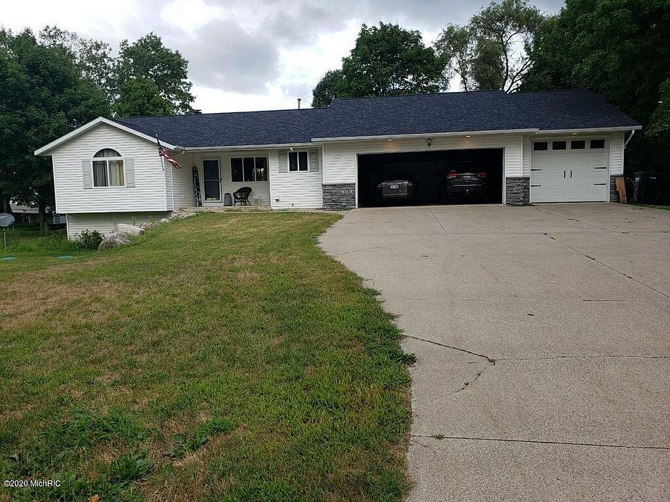 1st image of 6730 40th Ave