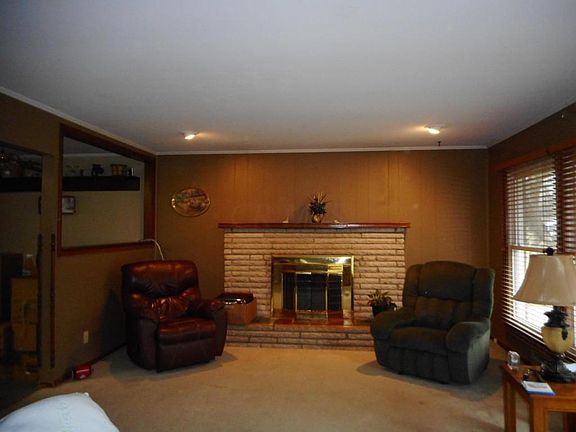 3rd image of 5060 Cook Rd