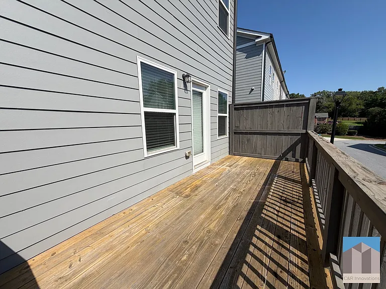 3782 Oxford Cir — Photo 43