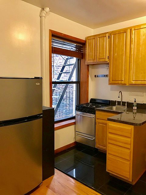 1st image of 189 E 3rd St #7F
