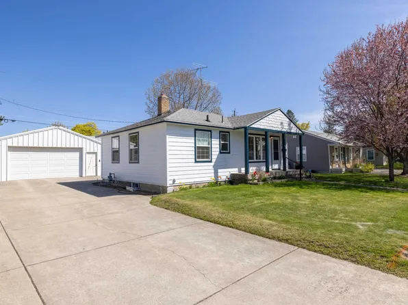 5616 N D St, Spokane, WA 99205