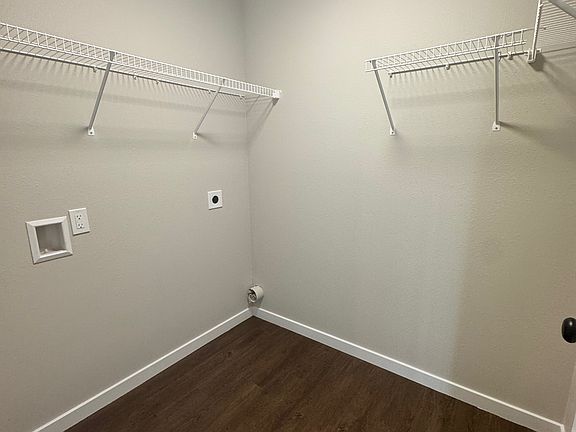 Laundry room off kitchen