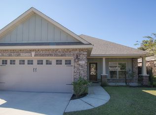 779 Bay Breeze Dr, Biloxi, MS 39532