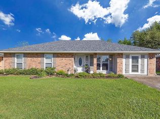 8 S Bell Cir, Houma, LA 70360