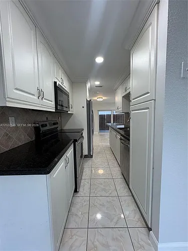 8231 NW 8th Pl #3 Photo 1