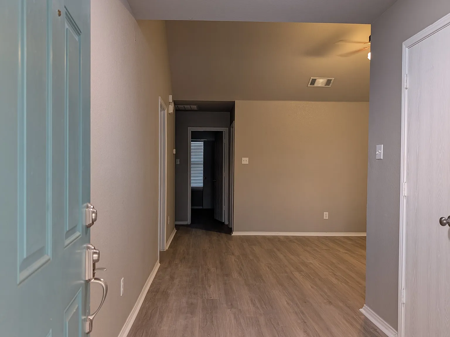 3 bed, 1332 sqft, $1,595 — Photo 3