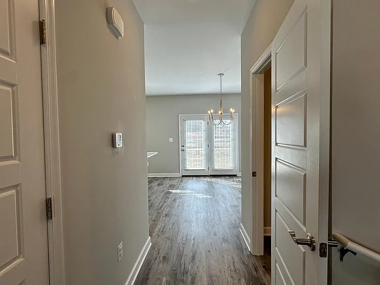 2832 Belgian Dr — Photo 31