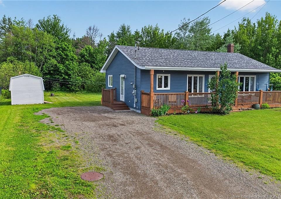 1st image of 17 Lauza Ave