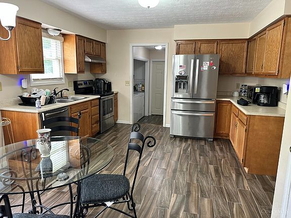2nd image of 7238 Sundance Cir