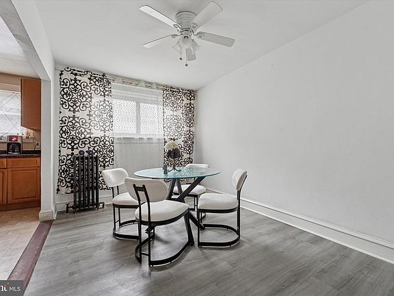 4th image of 219 Laurel Rd
