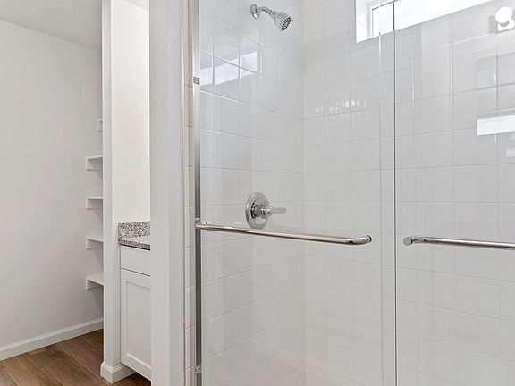 Dalton Bathroom