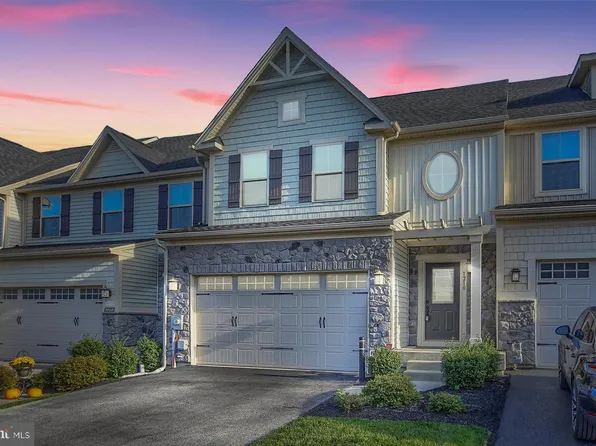 1210 Fieldbrook Cir, York, PA 17403