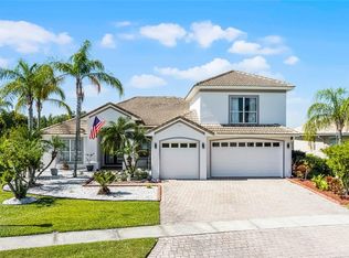 3561 Somerset Cir, Kissimmee, FL 34746