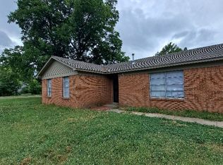 606 Weaver Dr, West Memphis, AR 72301