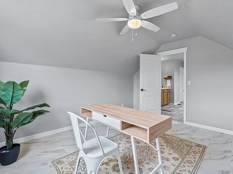 4259 N Chatterton Ave — Photo 22