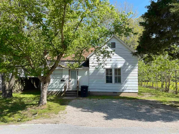 840 E Cherry St, Piggott, AR 72454