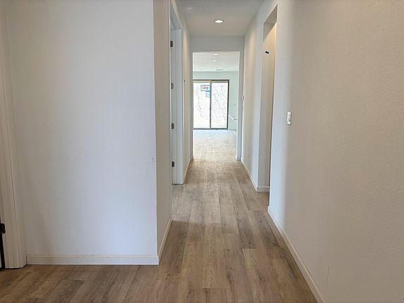 3rd image of 1359 NW Vallecito Ct