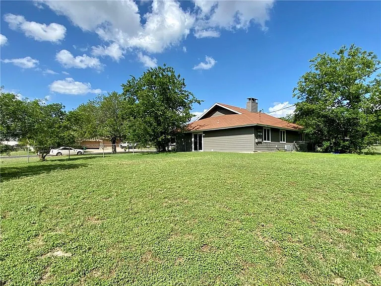 1715 Shadowview Dr #B — Photo 7