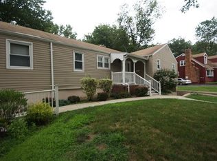 33 Melrose Ave, Trumbull, CT 06611