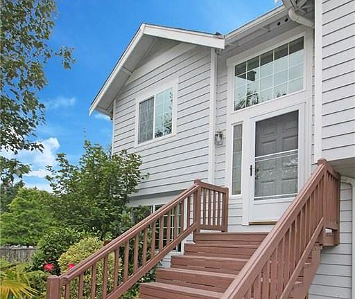 2nd image of 6209 121st St E