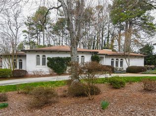 204 Kemp Rd E, Greensboro, NC 27410