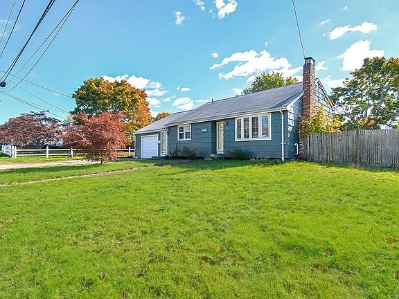 2nd image of 121 Ashfield Dr