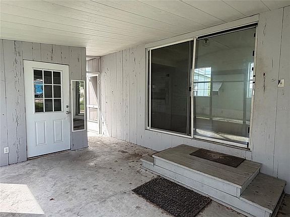 5th image of 26143 ROSE LANE