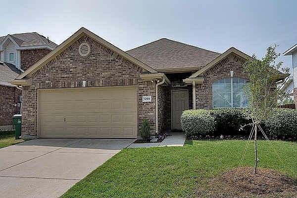 1st image of 1209 Lassen Ln