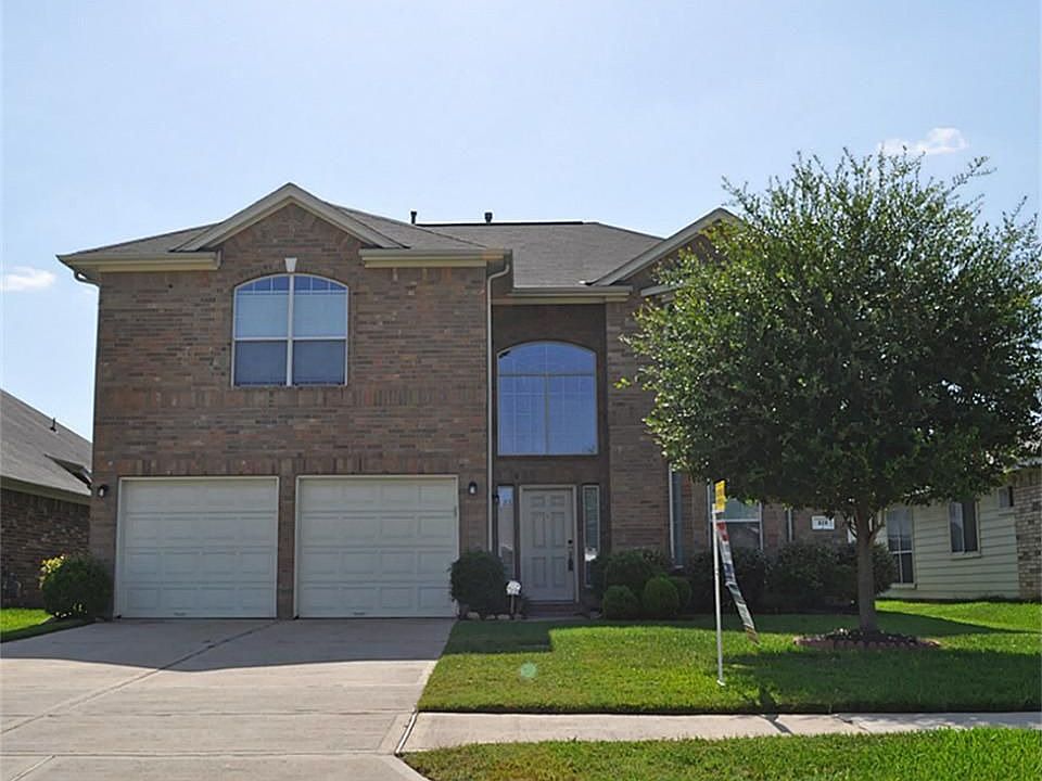 1st image of 819 Dracena Ct