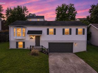 512 Stone Creek Dr, Lexington, KY 40503