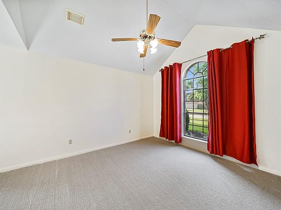 5th image of 21446 Park Timbers Ln