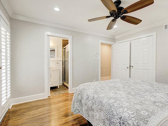 5th image of 3256 Rogers Ave