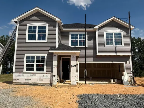 417 Providence Creek Dr, Fuquay Varina, NC 27526