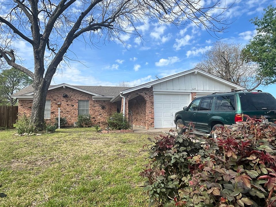 1st image of 629 Christie Ct