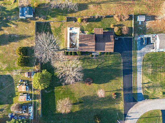 5th image of 5051 Southern Dr