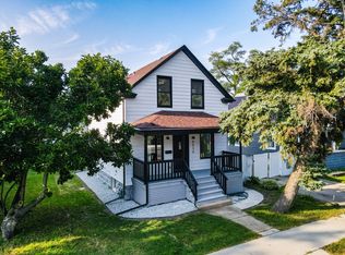 8034 42nd St, Lyons, IL 60534