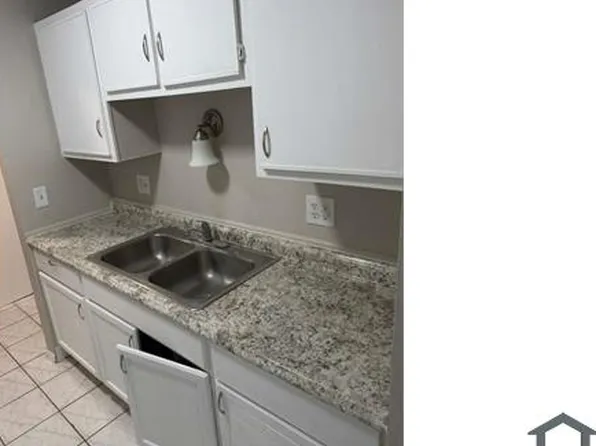 2100 Harrison Ave APT 3, Cincinnati, OH 45214