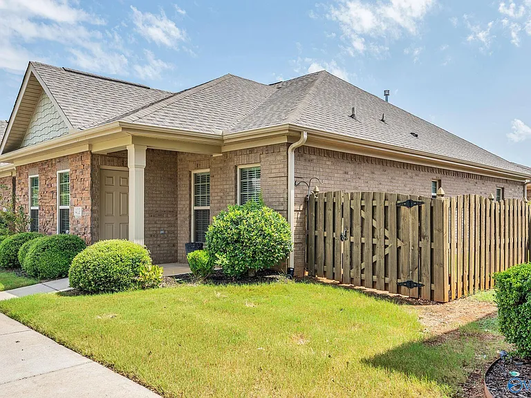 412 White Petal St SW — Photo 3