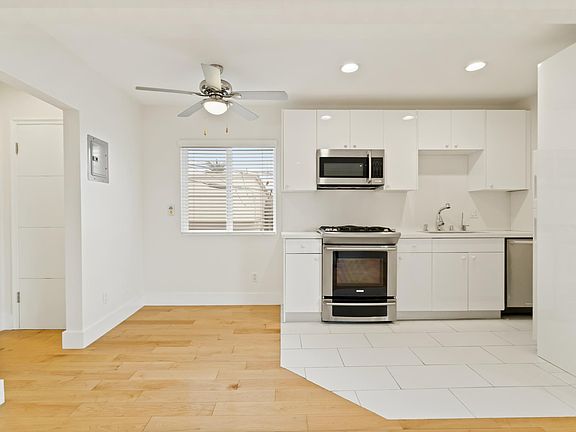 4th image of 119 Paloma Ave APT L