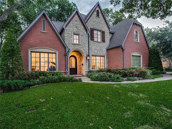 3rd image of 6207 Lavendale Ave