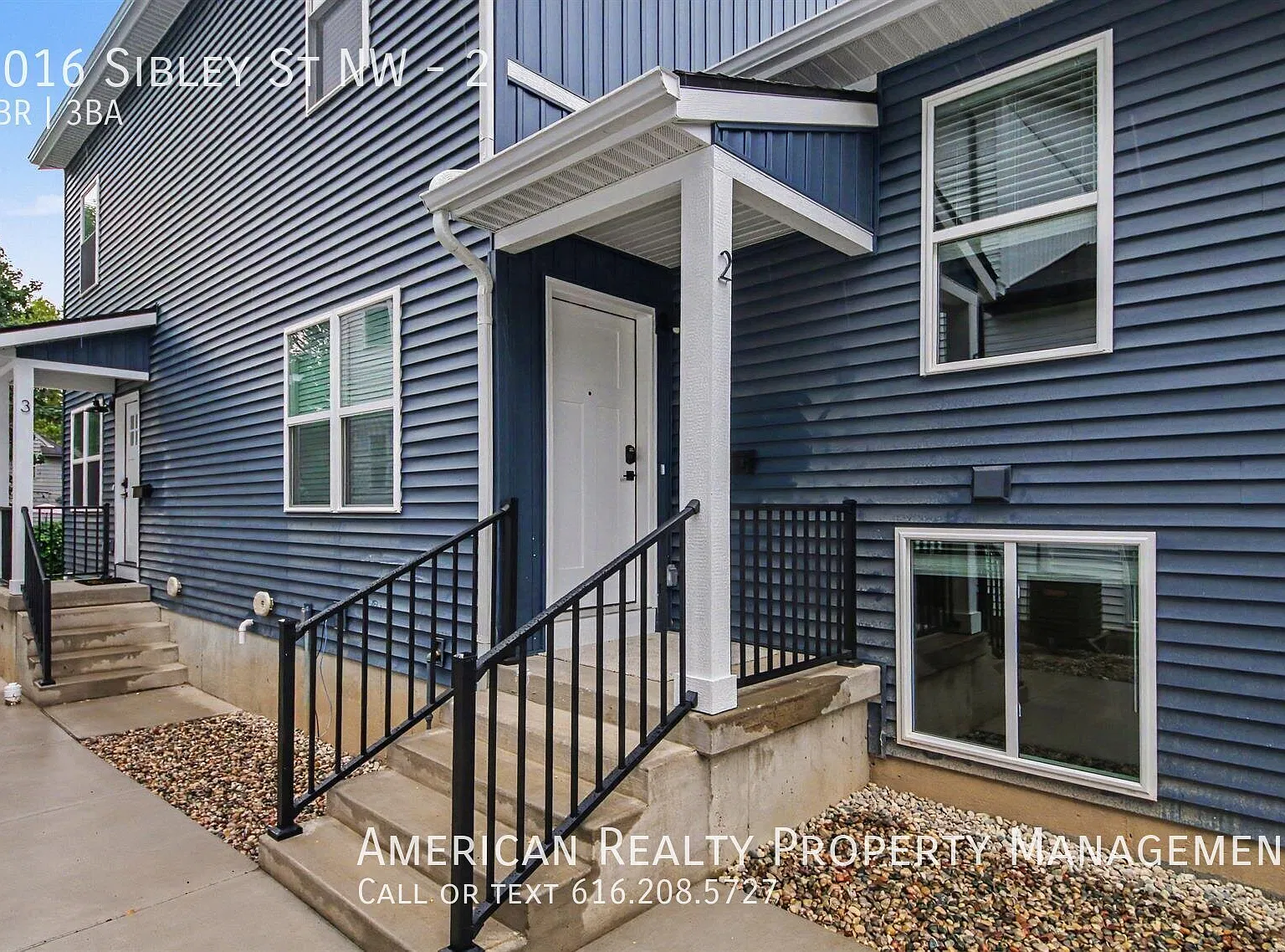 3 bed, 2.5 bath, 1450 sqft, $2,300 — Photo 2