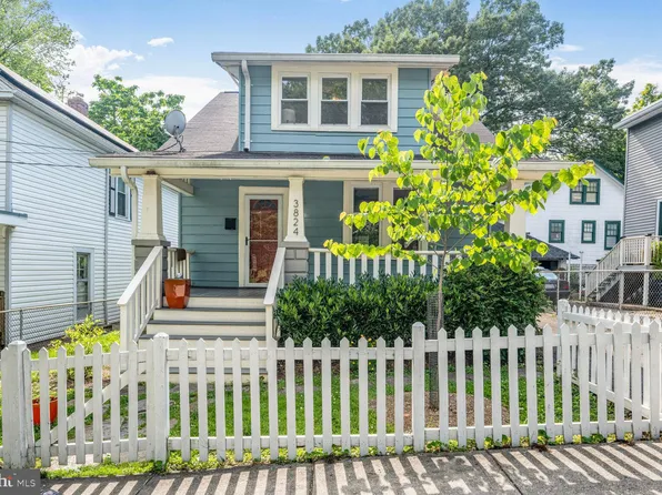 3824 31st St, Mount Rainier, MD 20712