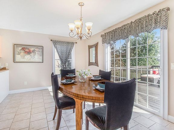 3rd image of 6623 Bela Ave