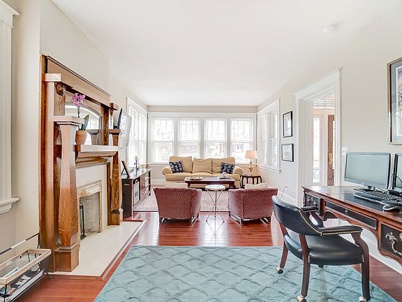 5th image of 4532 Floral Ave