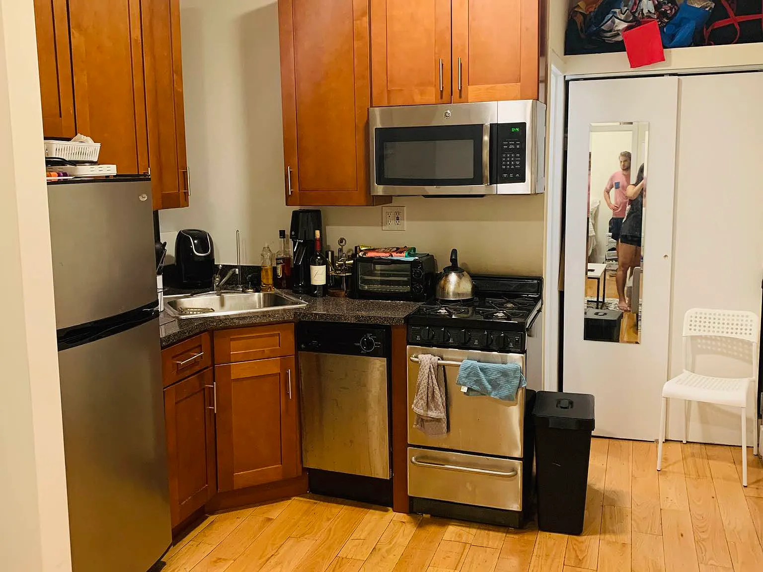 238 East 25th Street — Photo 3