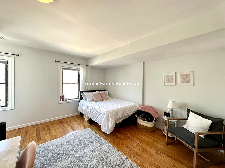 914 Dorchester Ave #2R — Photo 16