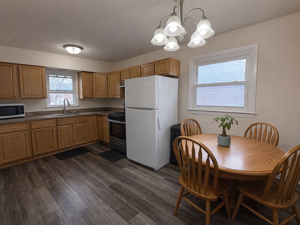 1st image of 646 Tysens Ln Floor 2