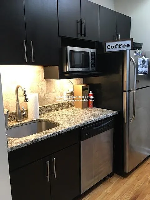 Building Photo - 429 Beacon St #4