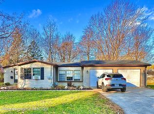 938 Division St, Owosso, MI 48867