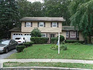2nd image of 20 Woodstock Dr